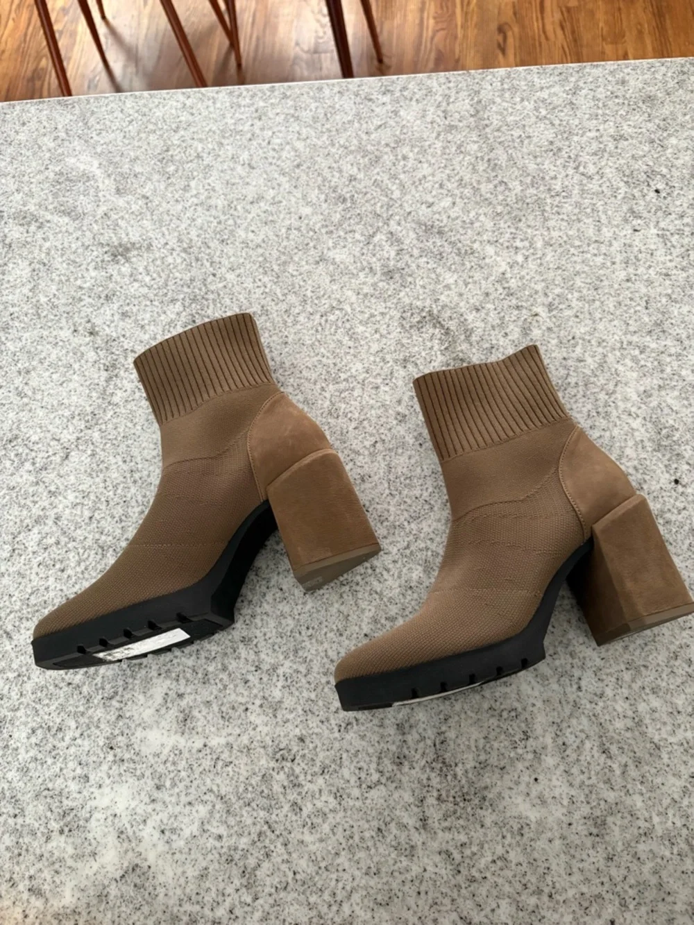 Eileen Fisher spell sock booties Antelope color size 7.5